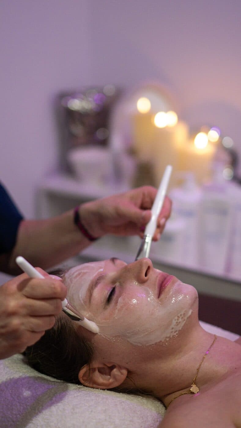 Soin du visage à l'institut GLOWEE
